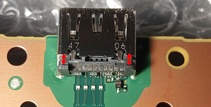 PS5 Pro не показывает изображение после падения — замена HDMI разъёма в Риге