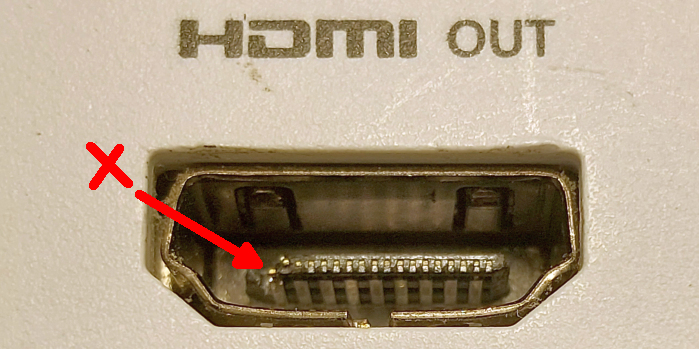 Bojāta Xbox Series S HDMI ligzda
